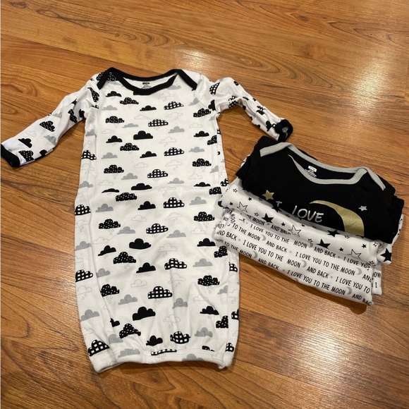 Newborn Baby Bundle - Picture 2 of 10